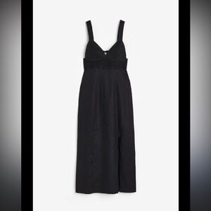 H&M Linen Dress Black Size large size but it feels more large not thru to size